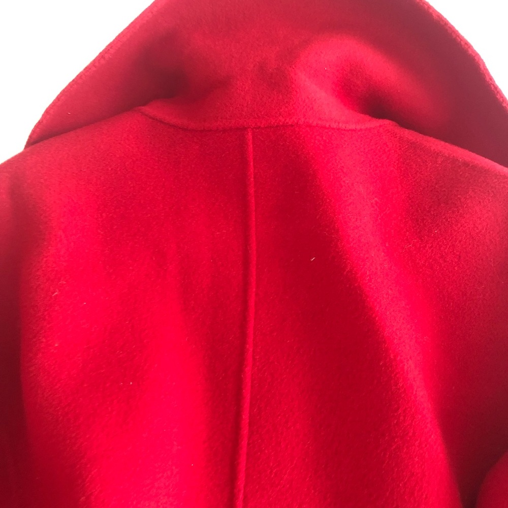 🥰Tweeds the Original, 80%Wool Belted Red Jacket🥰 - Picture 5 of 12